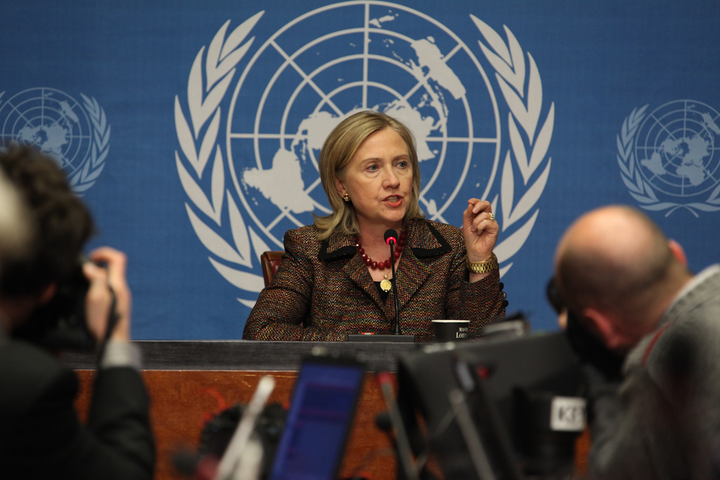 Hillary Clintons E-mails  – Gefährdet diese Affäre ihre Kandidatur in 2016?